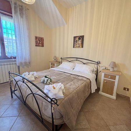 Апартаменти A Casa Di Iole Ф'юмічіно Екстер'єр фото