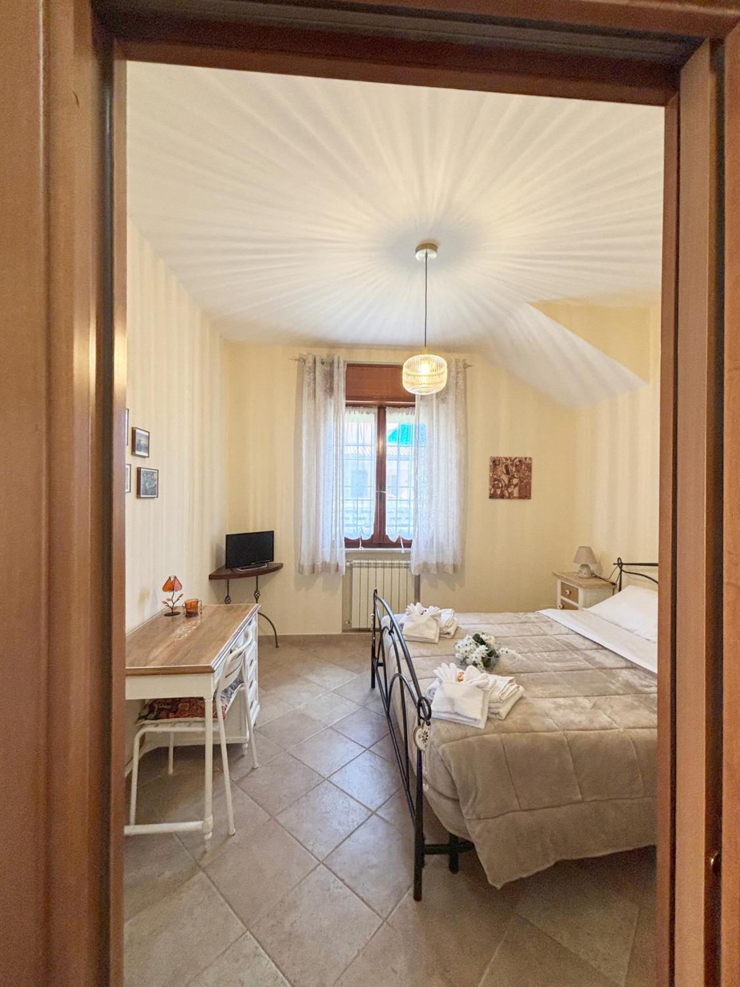Апартаменти A Casa Di Iole Ф'юмічіно Екстер'єр фото