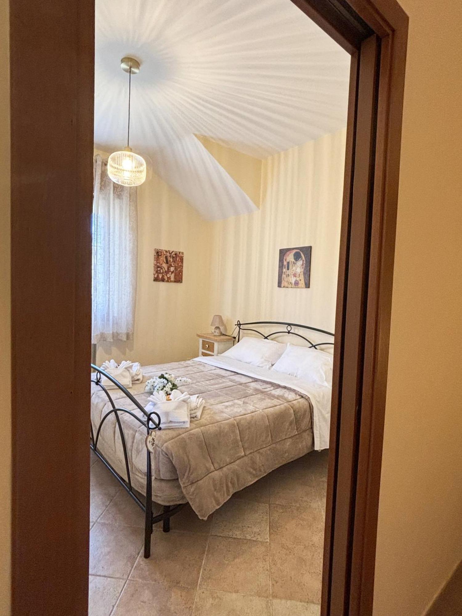 Апартаменти A Casa Di Iole Ф'юмічіно Екстер'єр фото